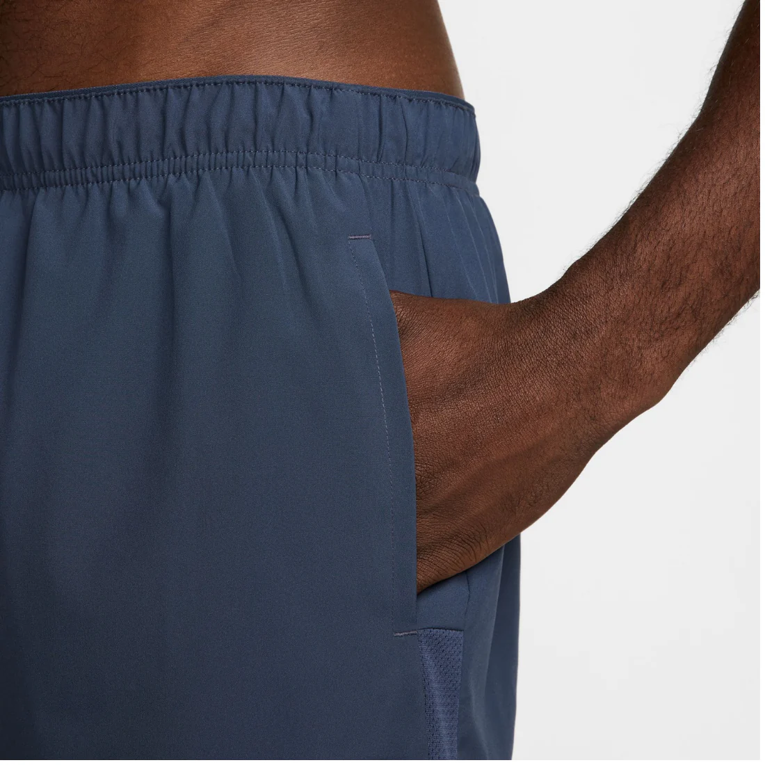NIKE Challenger Men's Short Navy DV9358-437 - Image 4