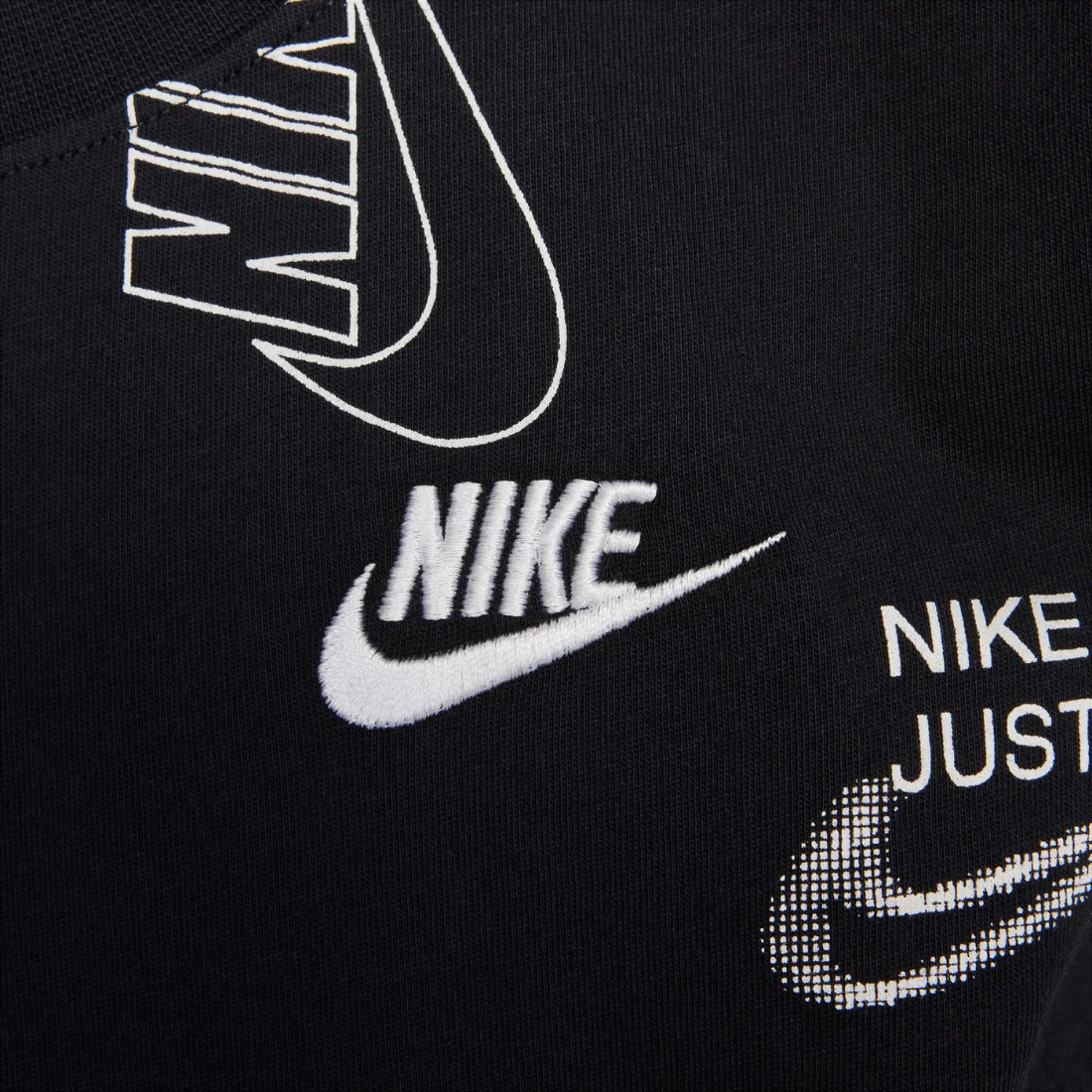 NIKE Sportswear Junior Round Neck Black HQ9292-010 - Image 4